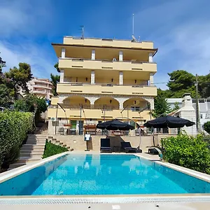  Hotel apartamentowy Penava, Private Beach, Pool And 7min To
